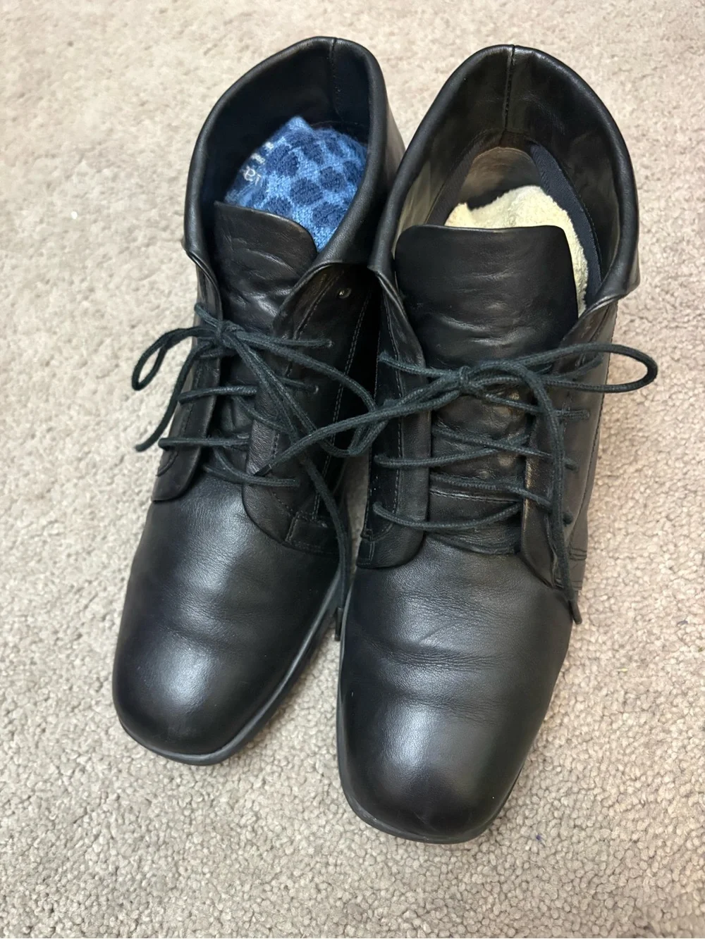 St. John's Bay Black Leather Chukka Lace-Up Boots
